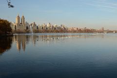 33A Jackie Kennedy Onassis Reservoir And Fountain In November Central Park 85-96 St